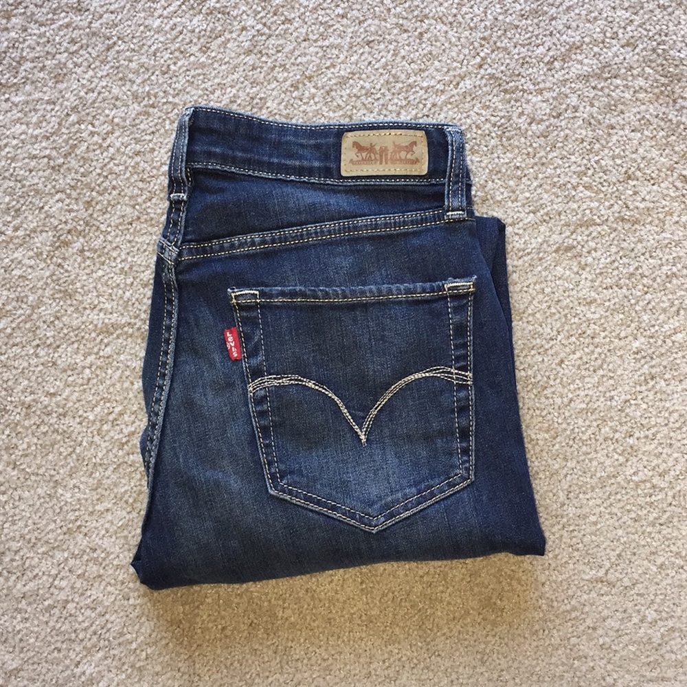 Levi’s 523 Mid-Rise Skinny Size 8M Blue Jean